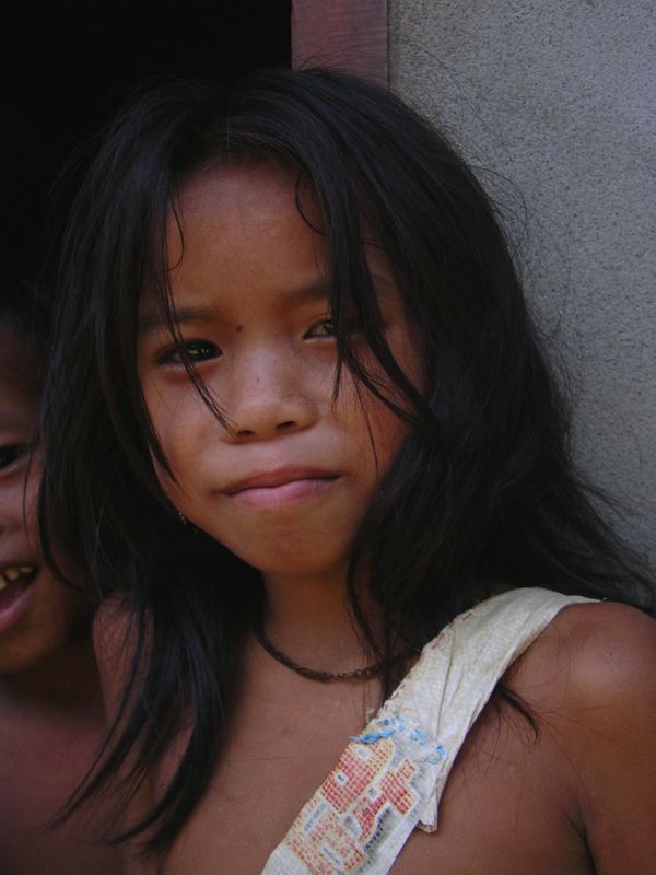 Luang Prabang - Mädchen aus einem Dschungeldorf