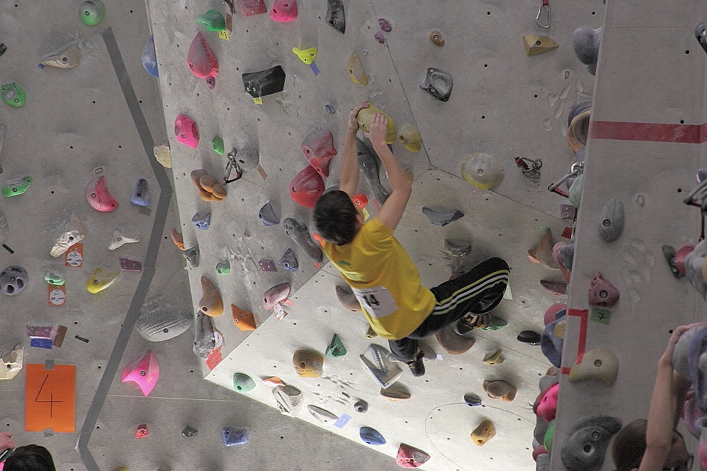 Luca Winkler - Tiroler Bouldercup - Wattens - 14.02.2015 I