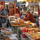 Lucca  - mercato delle pulci