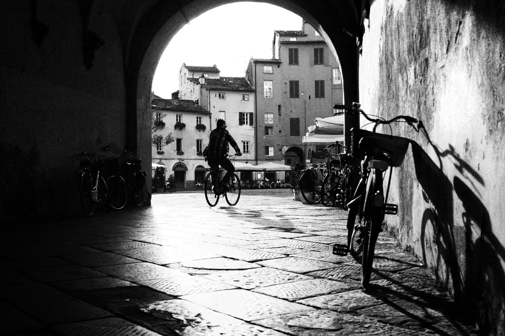 Lucca, piazza anfiteatro