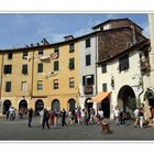 Lucca - Piazza dell' Anfiteatro