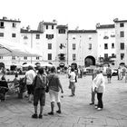 Lucca: Piazza dell'anfiteatro"2
