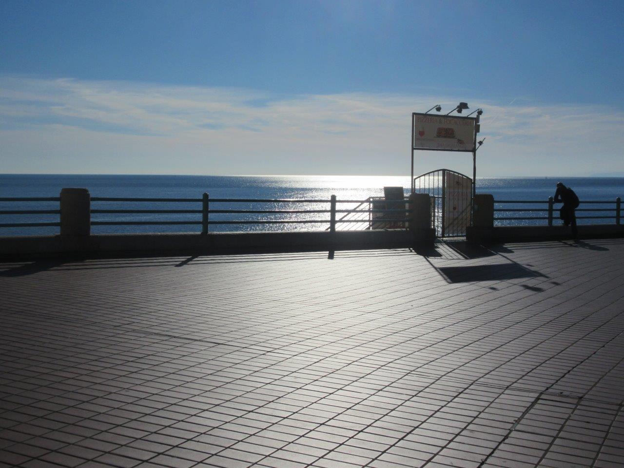 luce a Boccadasse