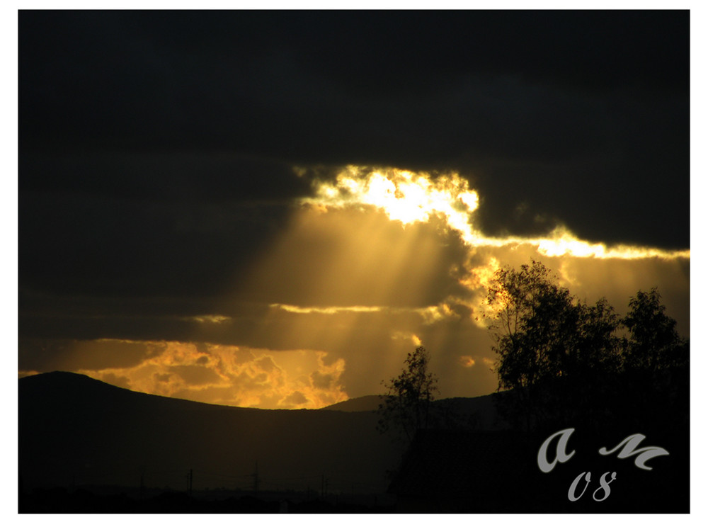 Luce dopo la tempesta.