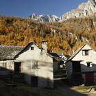 ... Luce sulle baite ... (Alpe Devero, Ottobre 2008)