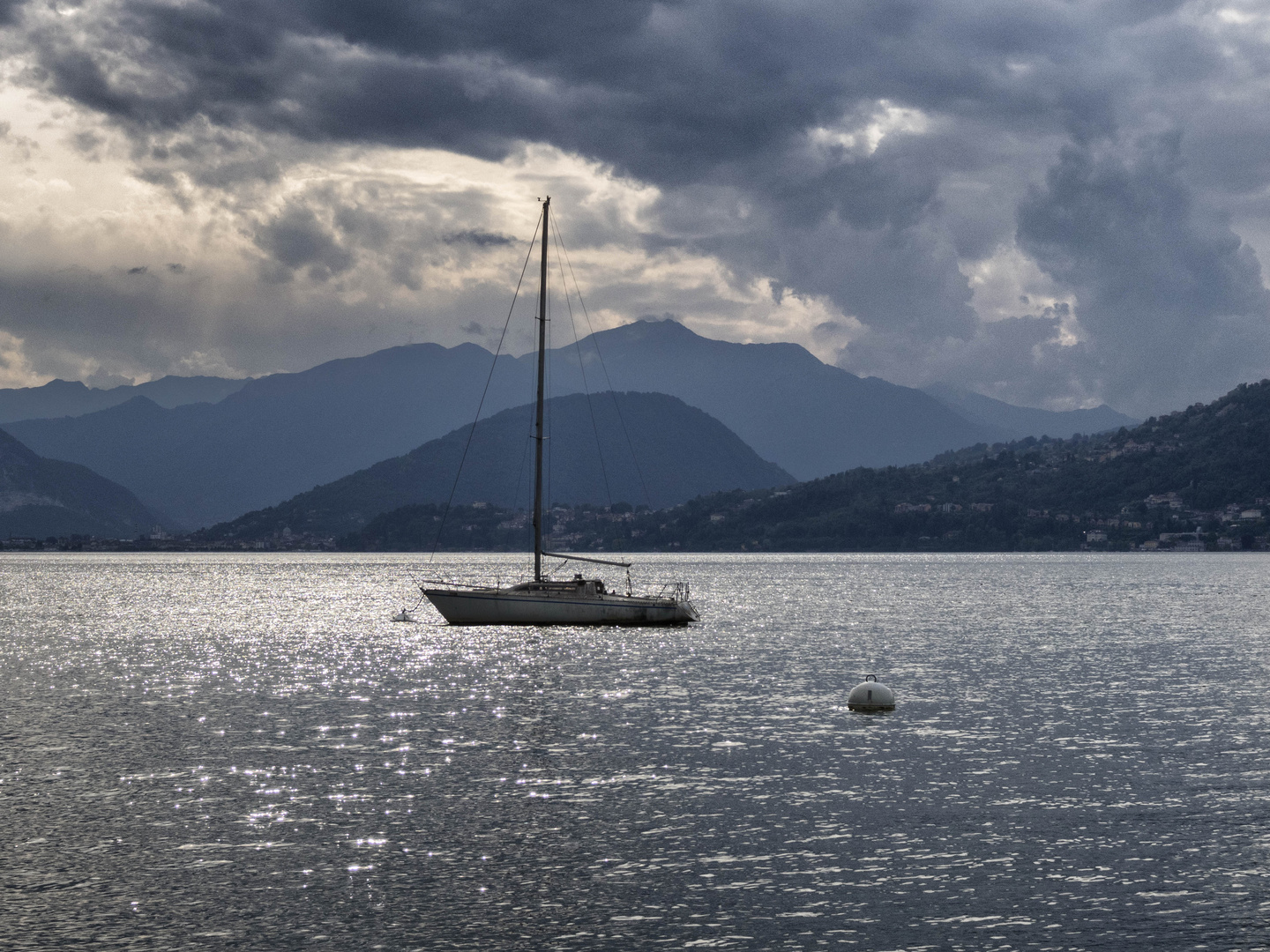 Luce tra le nuvole
