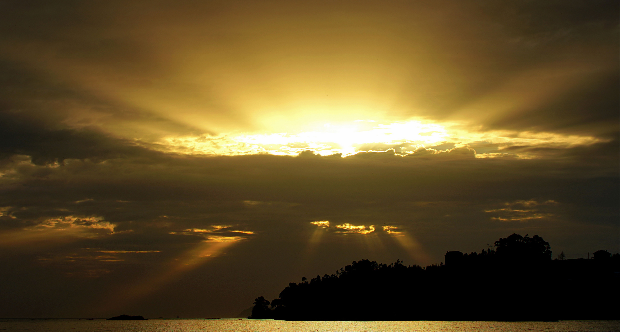 Luces al atardecer.