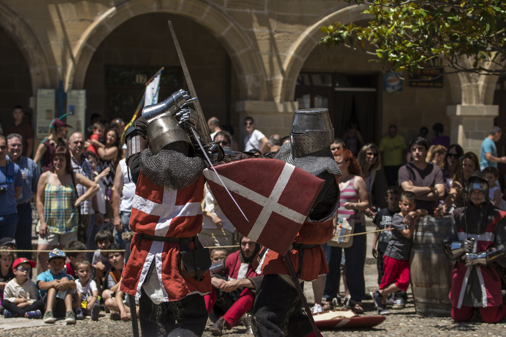 Lucha en Briones