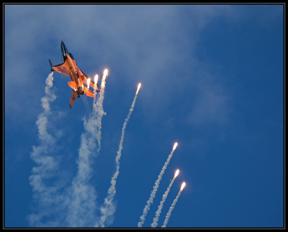 Luchtmachtdagen 09: KLu F-16 Demo-Team (1)