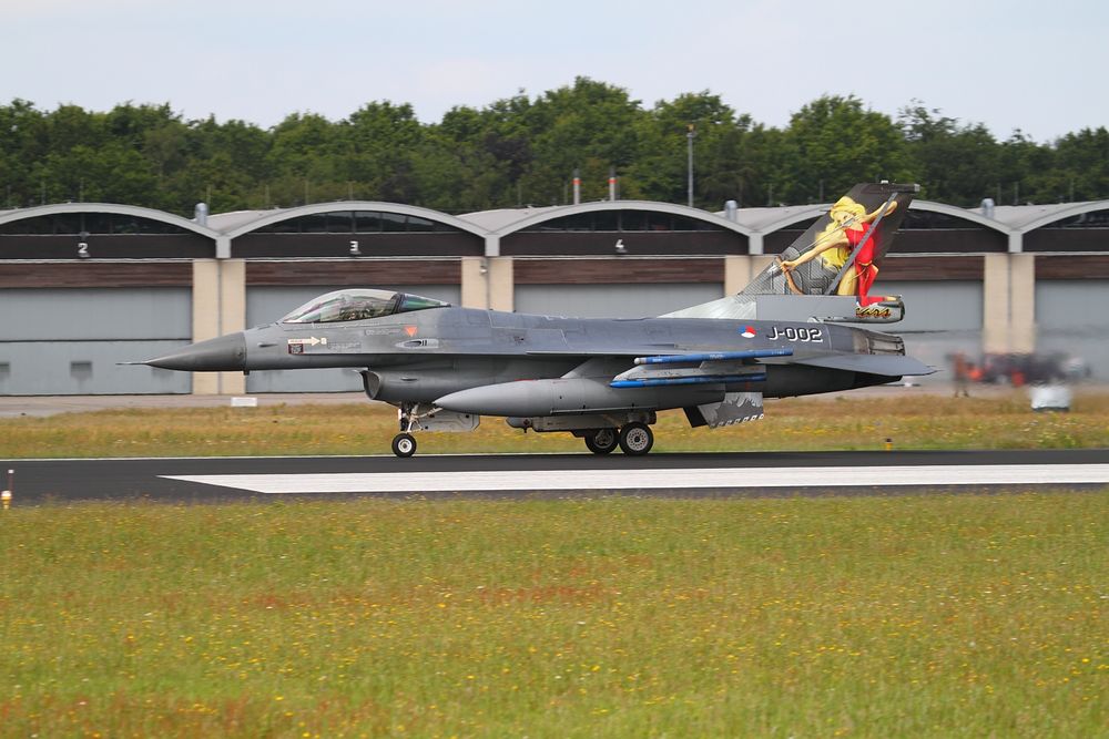 Luchtmachtdagen 2014 #14 General Dynamics F-16AM Fighting Falcon