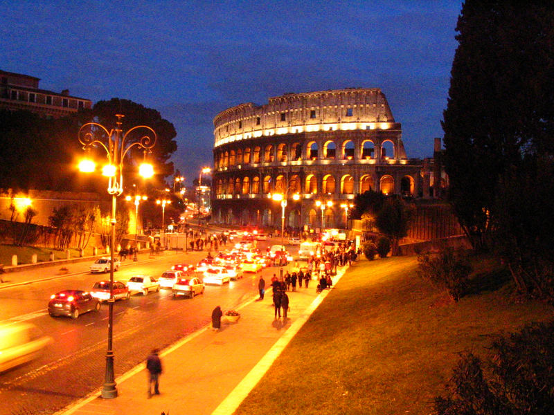 luci al colosseo