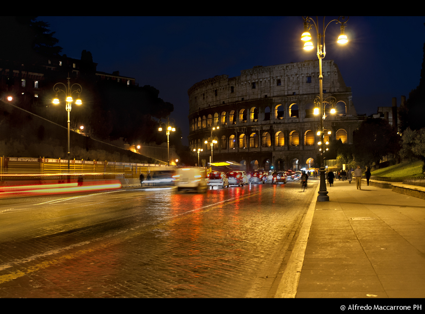 Luci al Colosseo