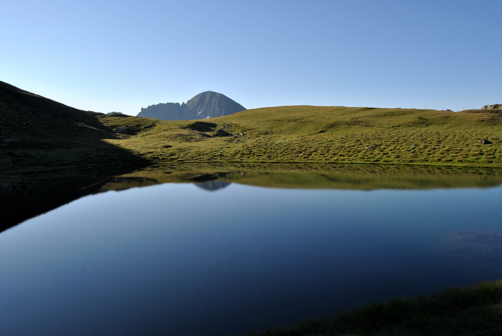 Luci dell'alba sul lago della Battaglia