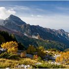 Luci e colori sotto il Monte Sagro. (Apuane)