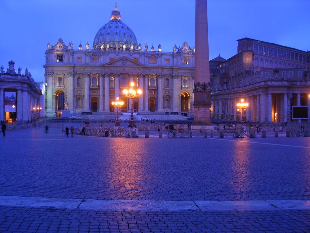 Luci ed ombre al Vaticano!