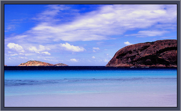 ** Lucky Bay **