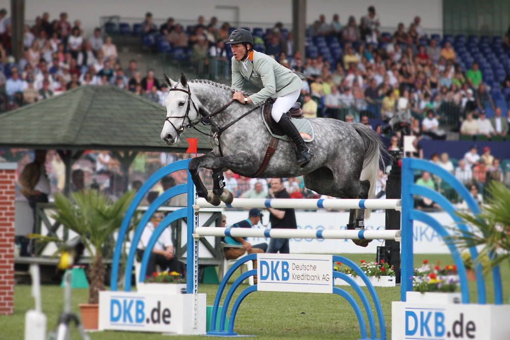 Ludger Beerbaum beim Derby 2009 in Hamburg