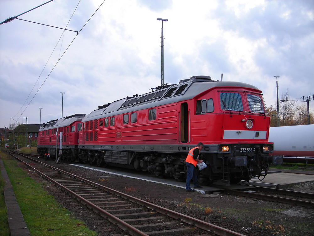 Ludmilas beim tanken