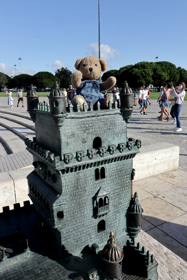 Ludwig in Lissabon: am Torre de Belèm (1)