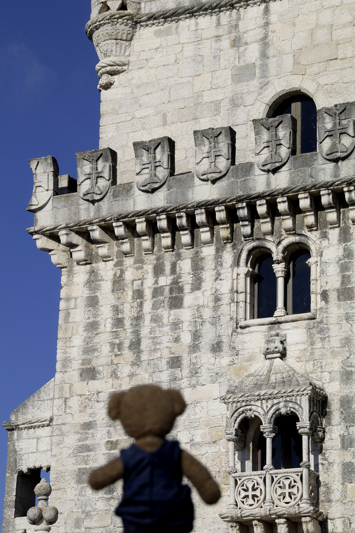 Ludwig in Lissabon: am Torre de Belèm (2)