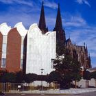 Ludwig Museum und Kölner Dom morgens um 7.00 Uhr