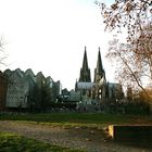 Ludwig Museum und Kölner Dom vom Rheinufer aus fotografiert (29.11.2011)