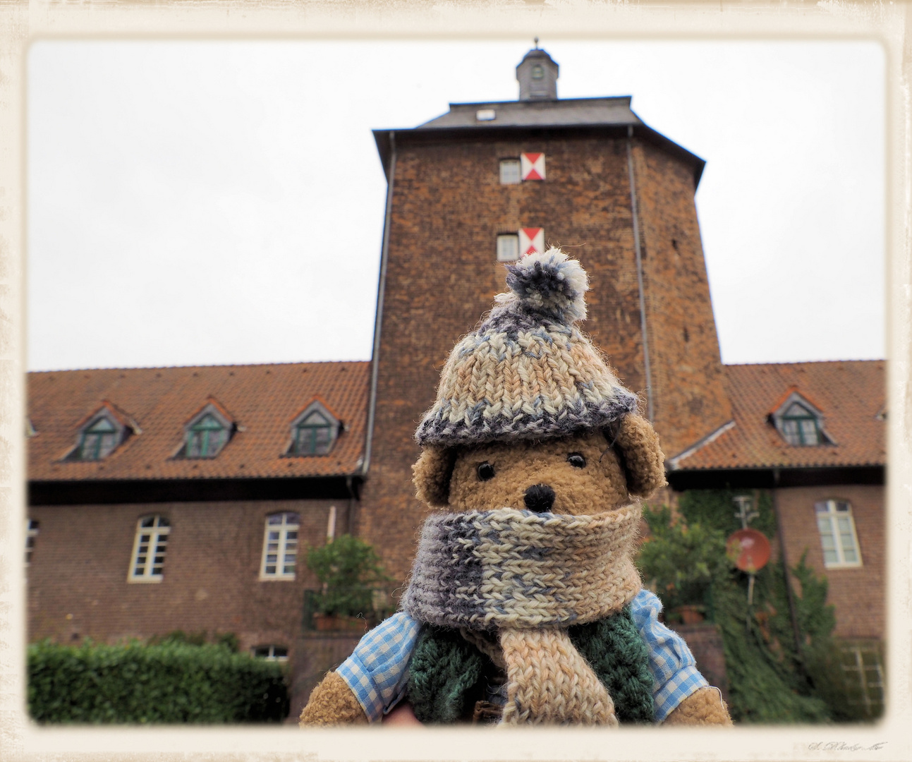 Ludwig reist um die Welt....Hier nun der Turm der auf dem Norfer Wappen zu sehen ist .... 
