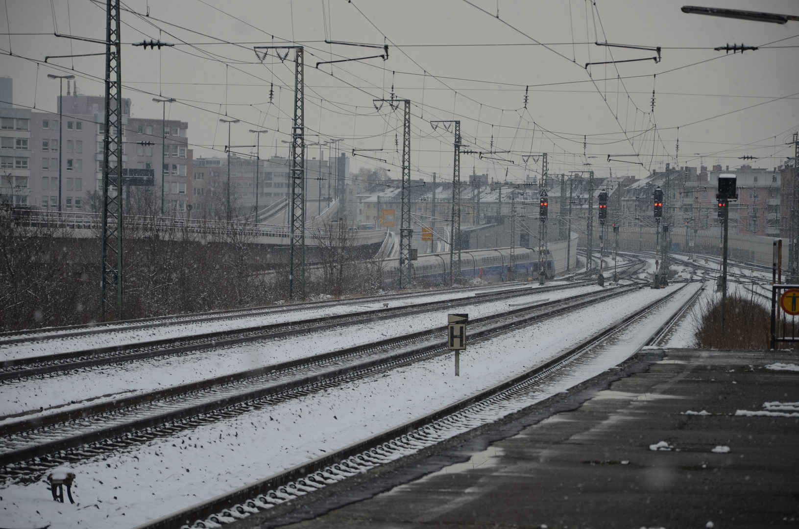 Ludwigshafen Hbf Richtung Mannheim im Winter