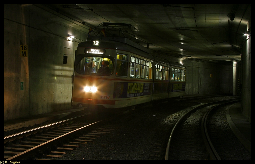 Ludwigshafener Tunnelbild mit Fahrzeug VBLu 156