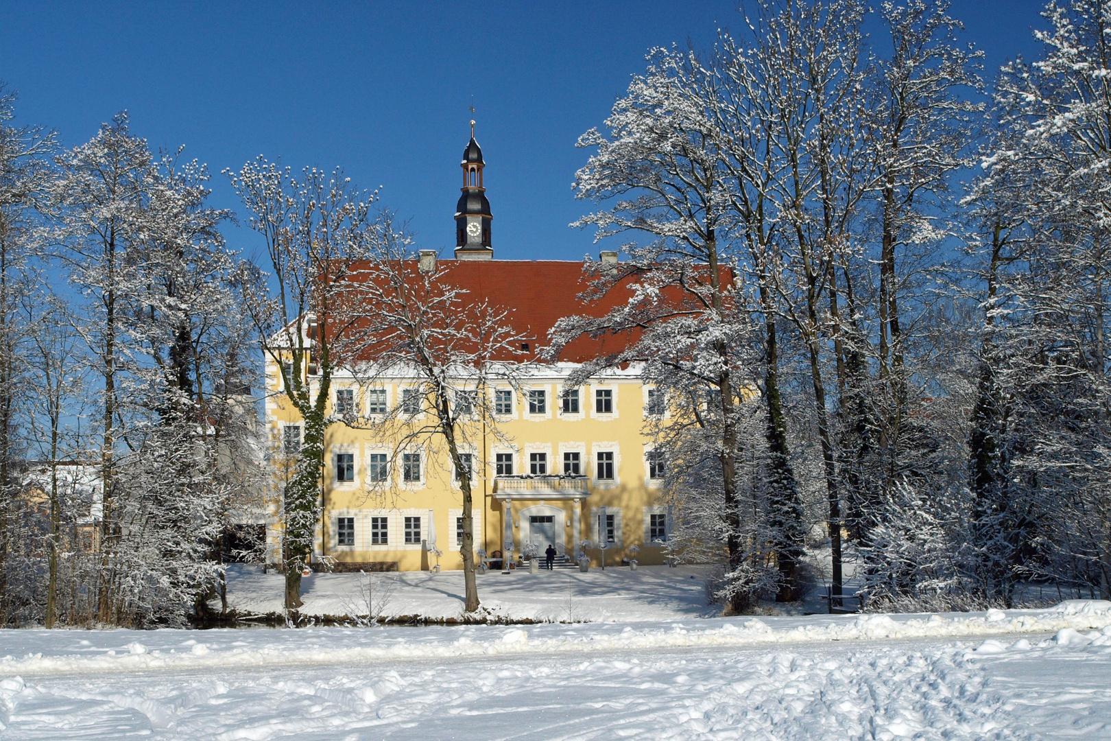 Lübbener Schloß im Winter