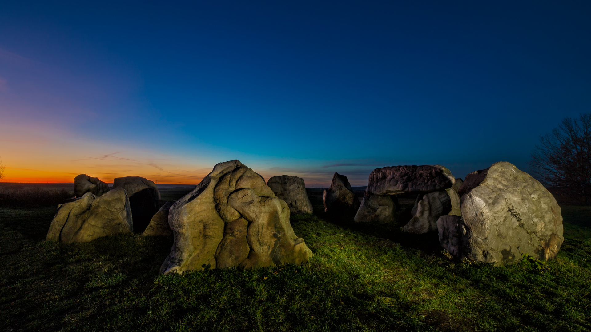 Lübbensteine zur blauen Stunde