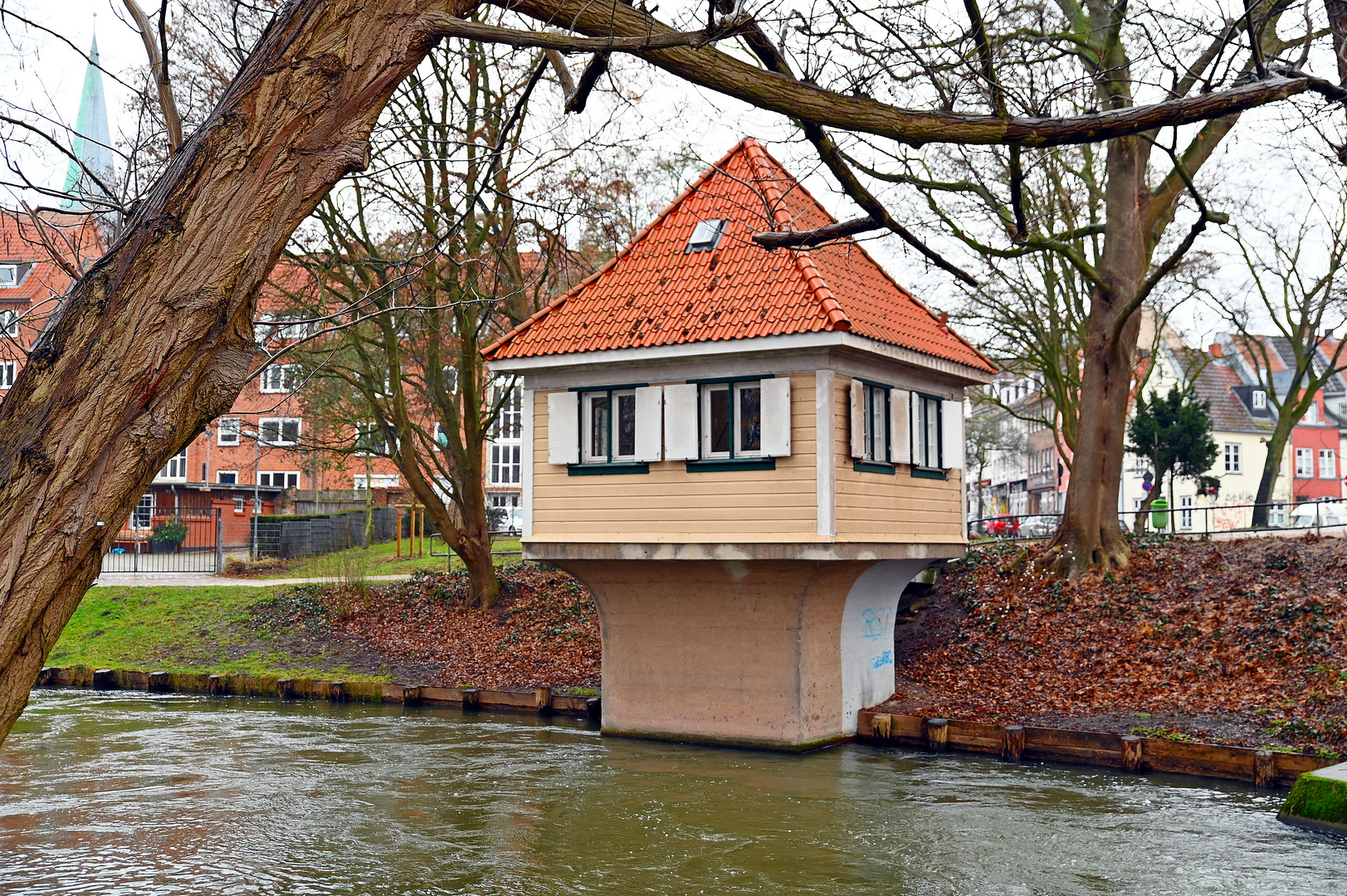 Lübeck am Krähenteich im Januar