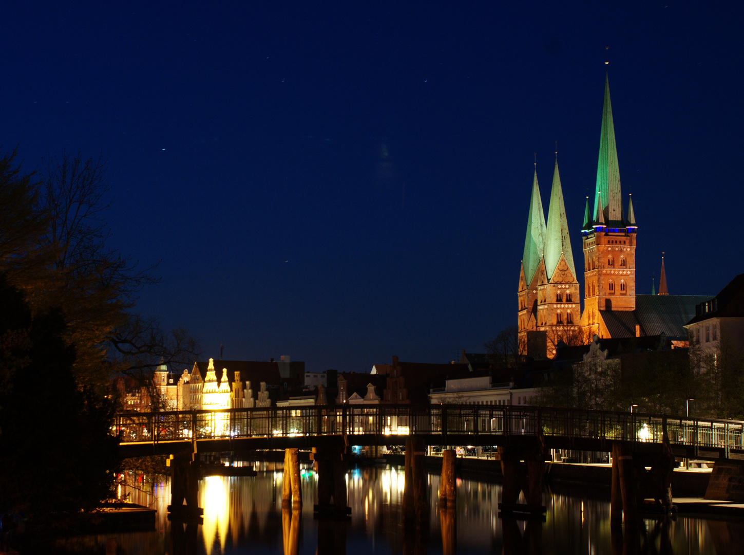 Lübeck bei Nacht