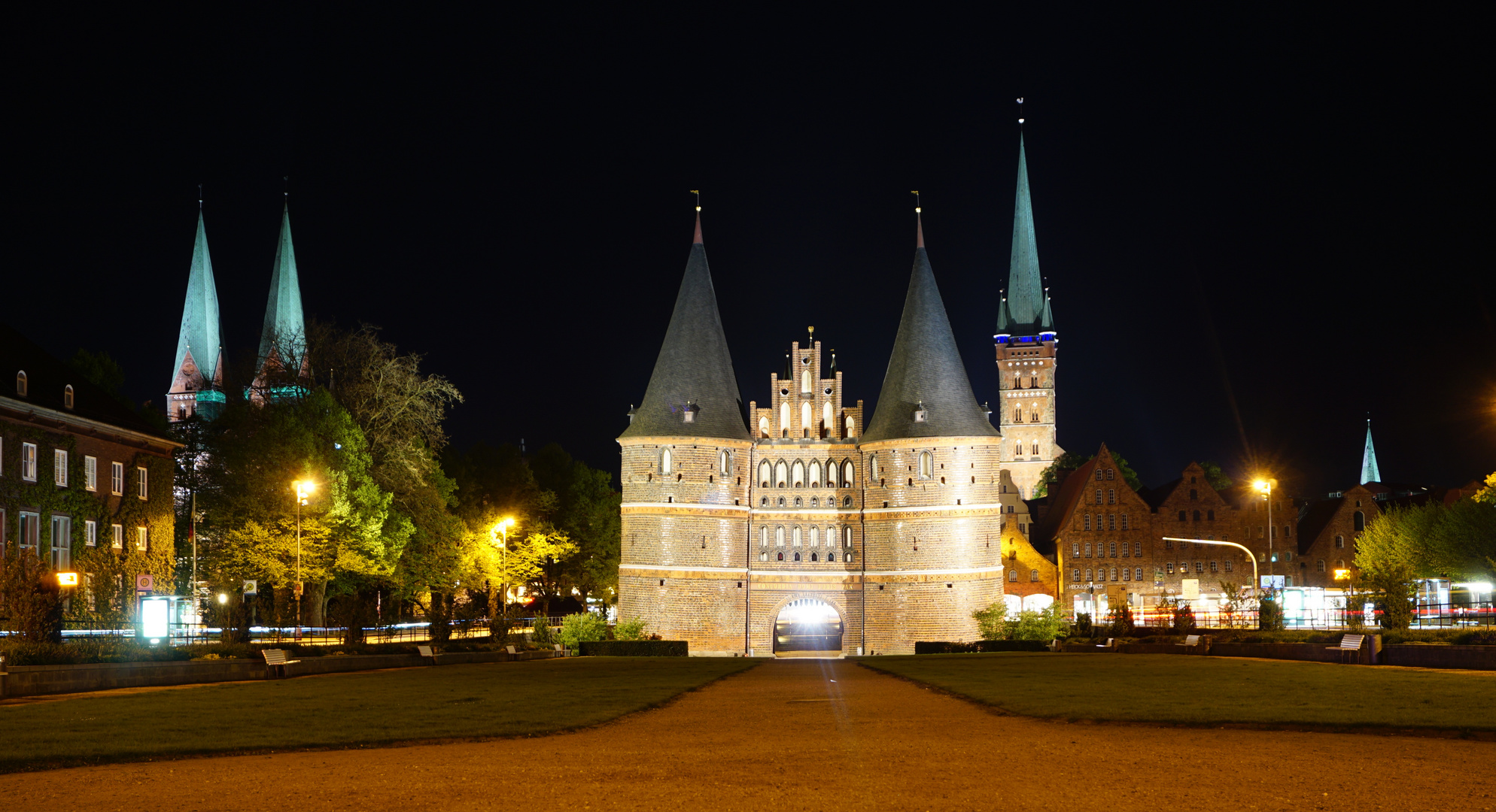 Lübeck bei Nacht