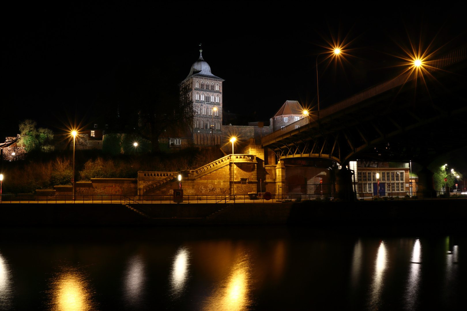 Lübeck bei Nacht