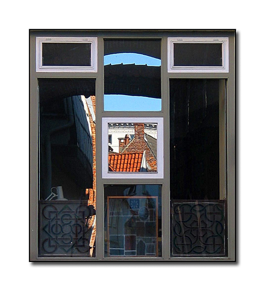 Lübeck - Fensterspiegelung von Ansgar Piel