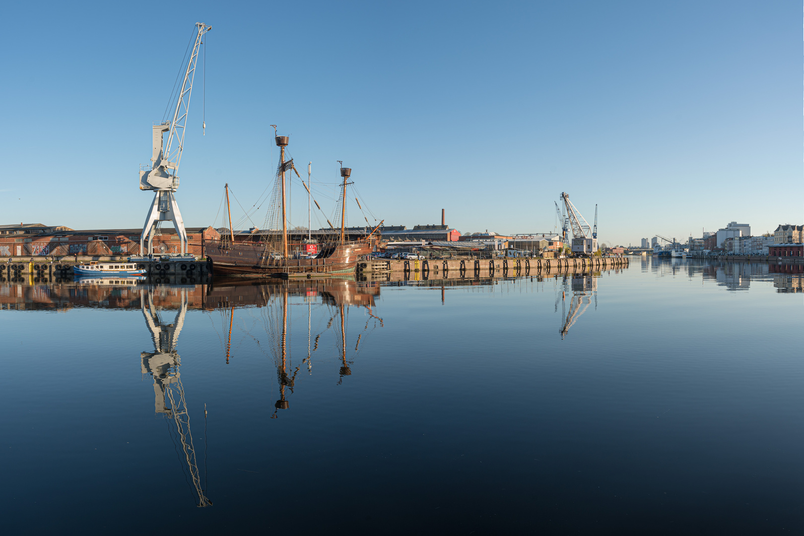 Lübeck, Hafen