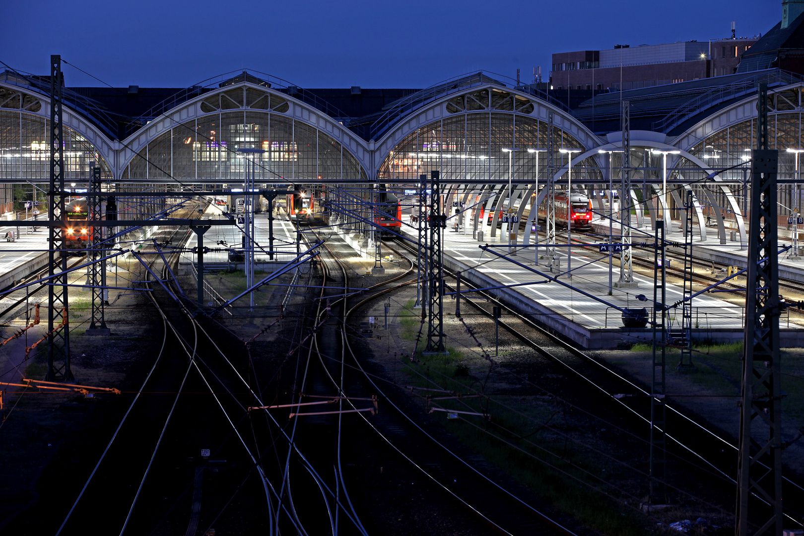 Lübeck Hbf am Abend