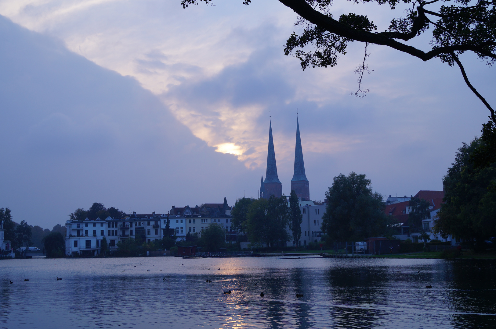 Lübeck - Herbstabend am Krähenteich