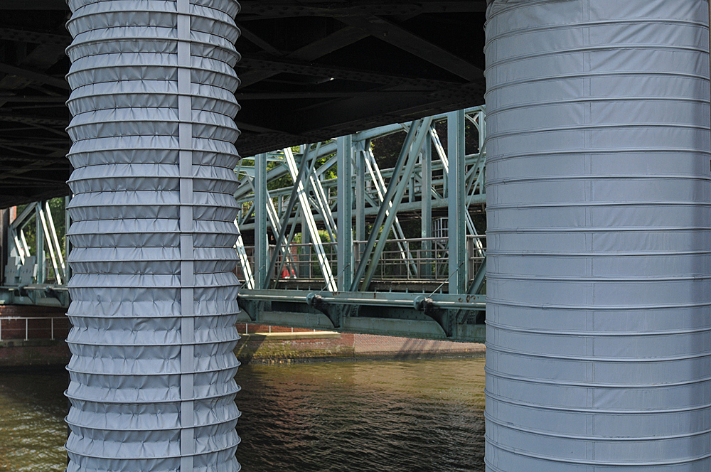 Lübeck - Hubbrücke 02