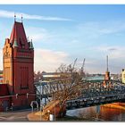 Lübeck, Hubbrücke