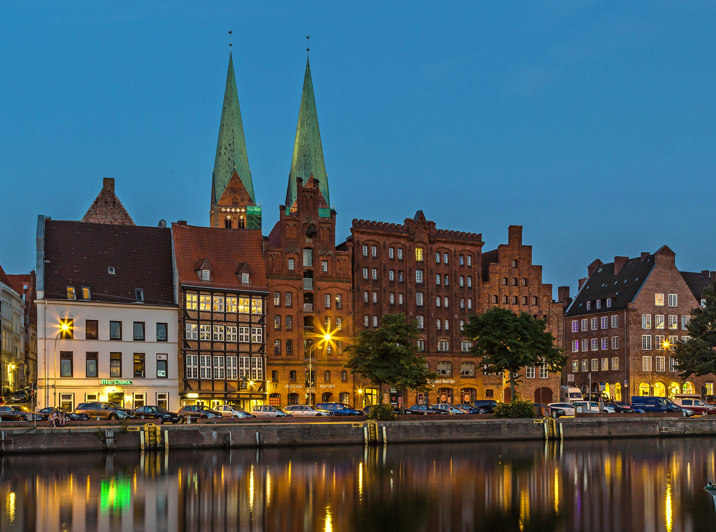 Lübeck in der blauen Stunde