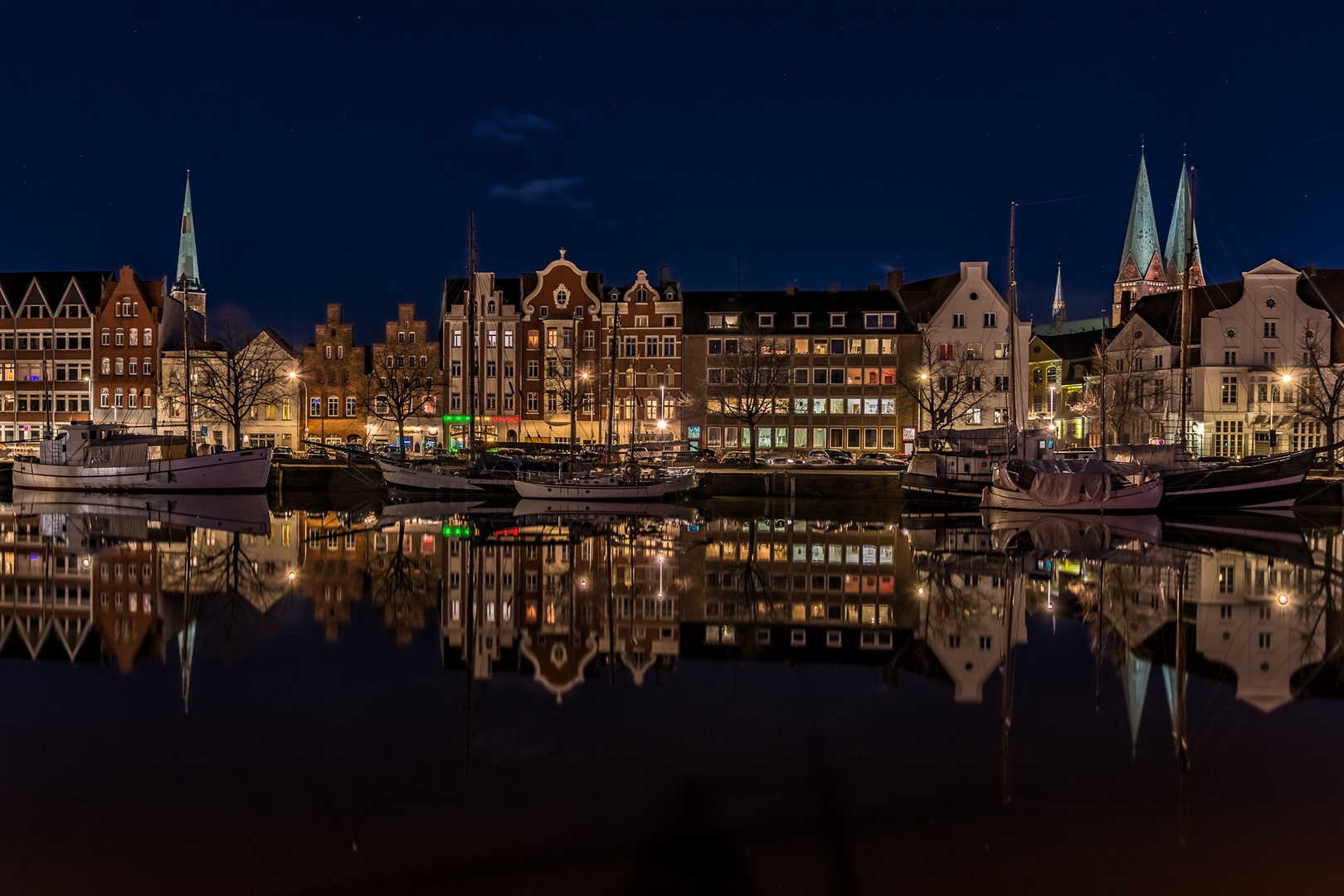 Lübeck - Spiegelungen an der Untertrave