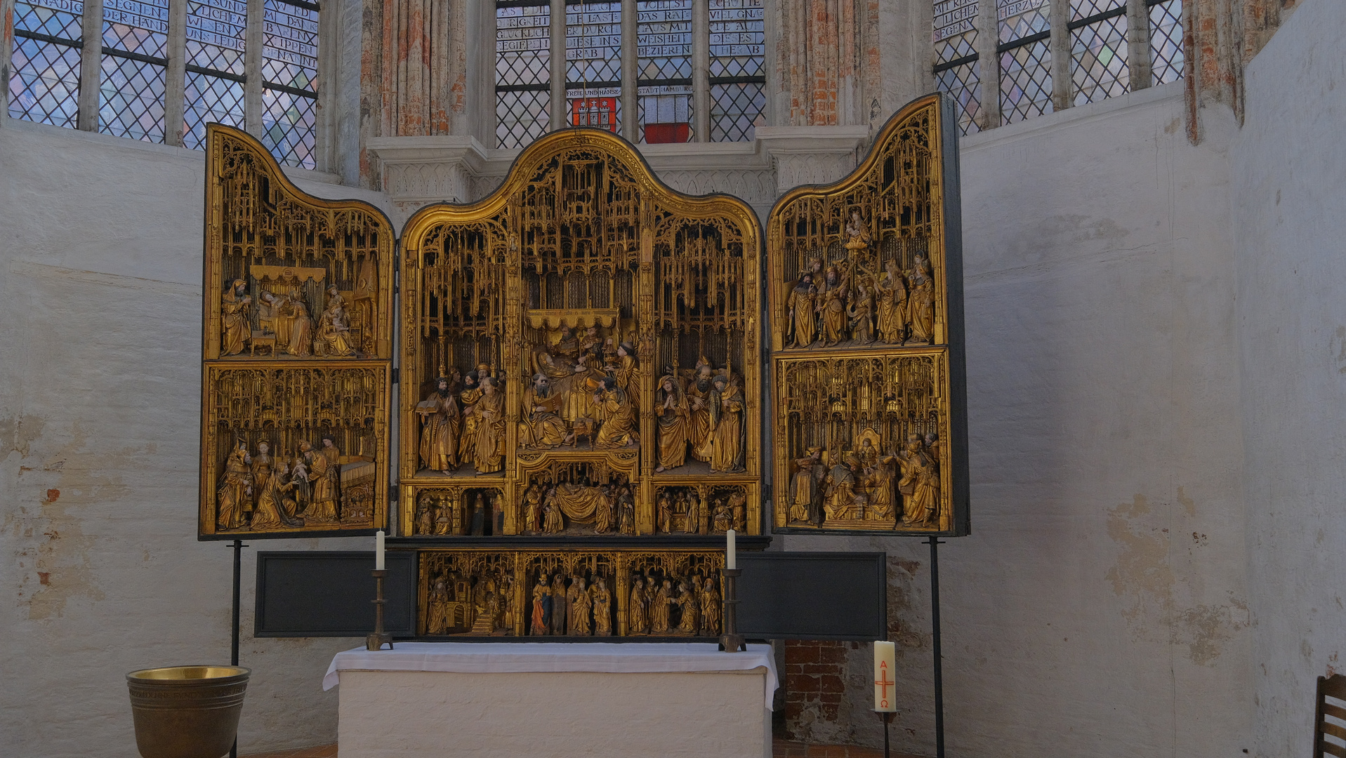 Lübeck, St. Marien, Altar (Lübeck, la iglesia  Santa María)