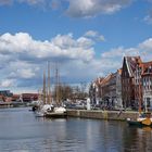 Lübeck - Untertrave mit Blick auf ...