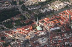 Lübeck von oben .......