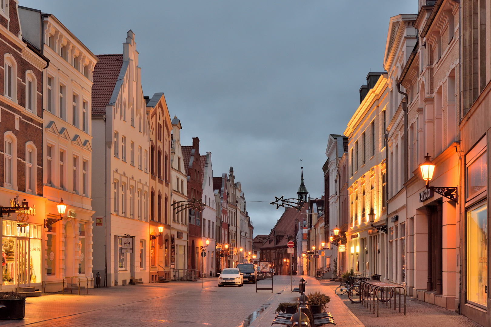 Lübsche Strasse in Wismar im morgendlichen Advent