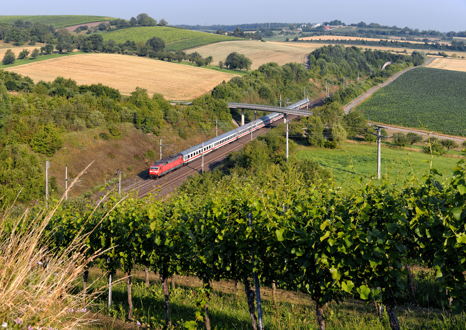 Lücke mit Brücke