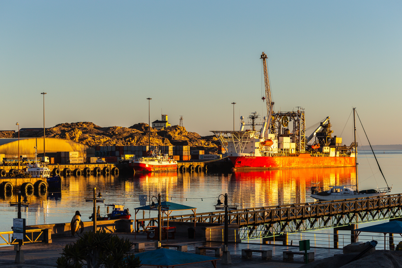 Lüderitz Hafen - II