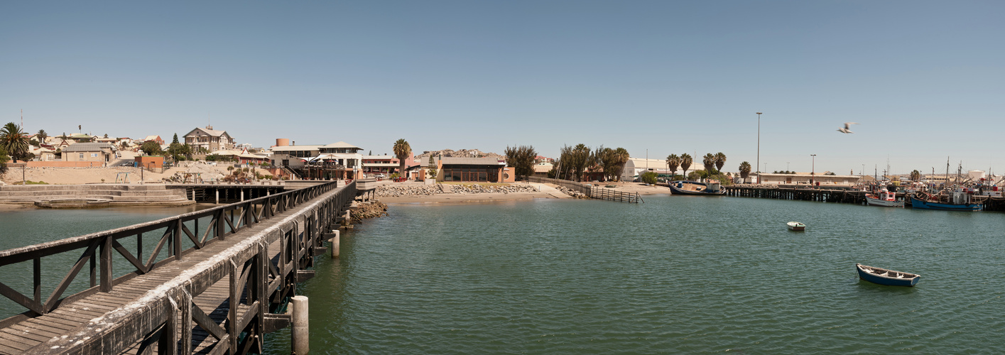 Lüderitz Pier & Waterfront